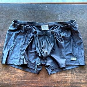 N2N BODYWEAR TC26 TITAN TRUNK *BUILT-IN ENHANCED 3 SNAP POUCH* BLACK / XL